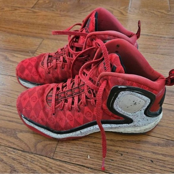 Adidas (basketball) - Picture 2 of 2